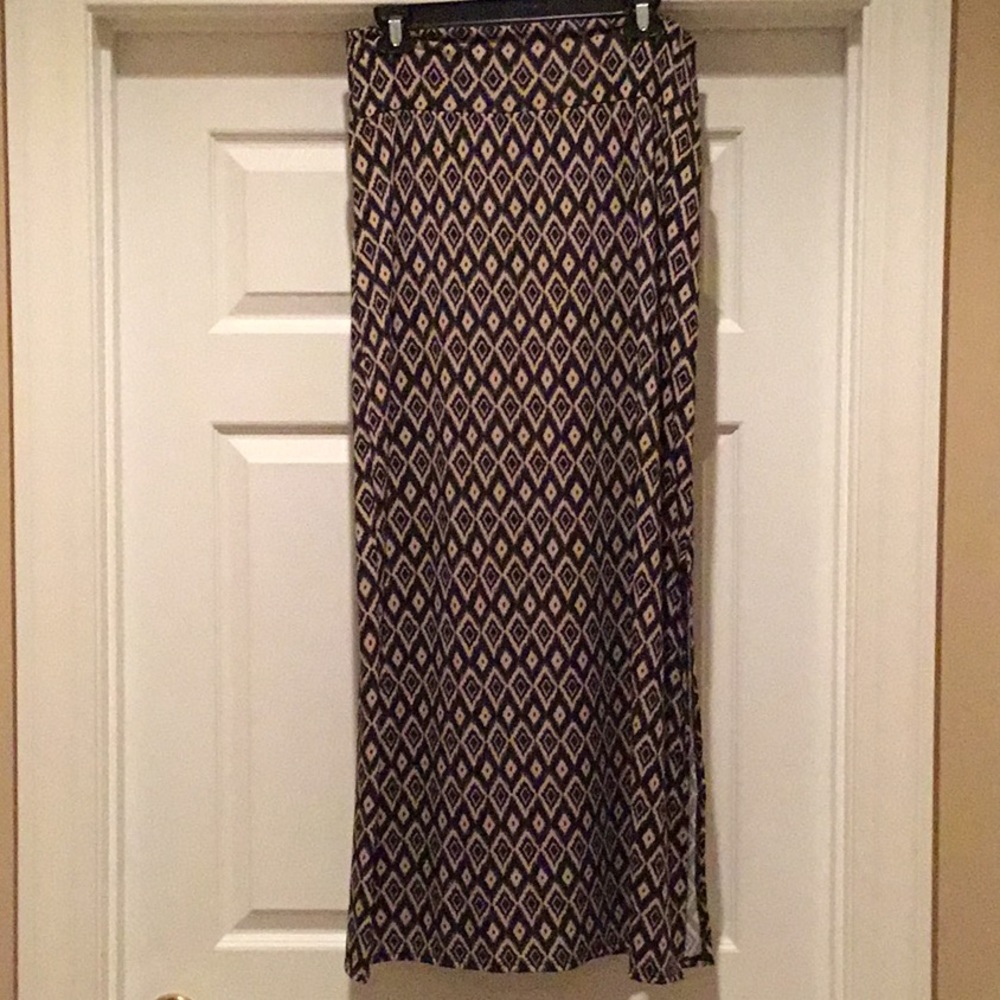 New Directions Knit Maxi Skirt